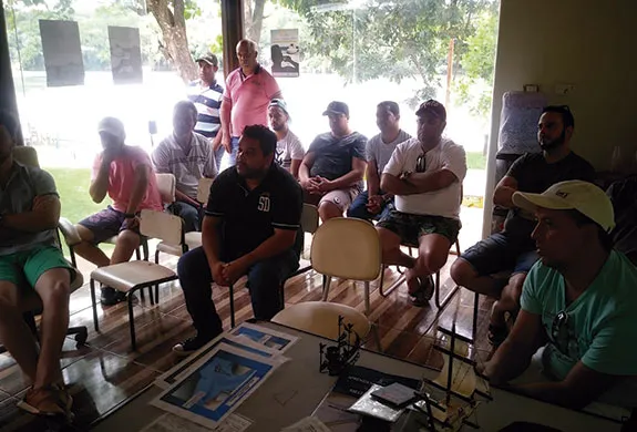 Turma durante uma aula teórica